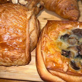 Des Croissants Paris - a variety of pastries - Bakeries Near Me - Culver City, California Des Croissants Paris - a variety of pastries - Bakeries Near Me - Culver City, California