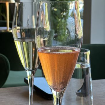Allora - Wine Bars Near Me - Sacramento, California