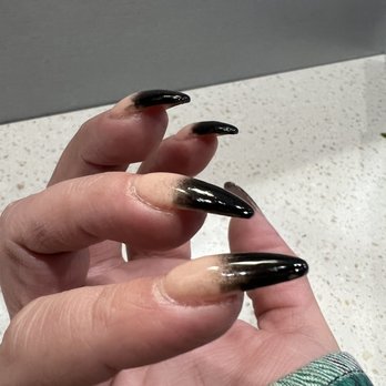 Elegant Nails & Spa - Nail Salons Near Me - Medford, Massachusetts