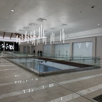 Brea Mall - Shopping Centers Near Me - Brea, California