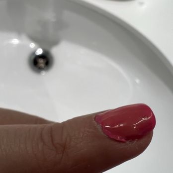 Coco A'mour Nail Spa - Gel polish badly lifting after only four days. - Nail Salons Near Me - Alexandria, Virginia