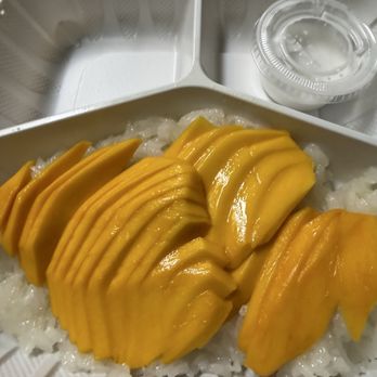 Coco Bomb - Mango sticky rice without sesame - Cafes Near Me - San Diego, California