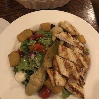 DaCapo - Toscana Salad Dinner - Italian Near Me - Avon, Connecticut DaCapo - Toscana Salad Dinner - Italian Near Me - Avon, Connecticut