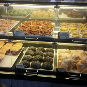 85°C Bakery Cafe-Cypress - Coffee & Tea Near Me - Cypress, California
