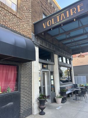 Voltaire by null