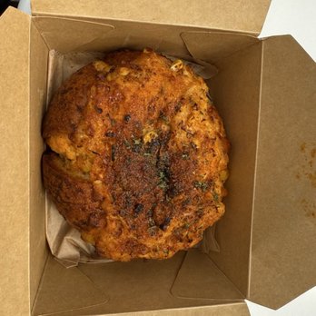 Café Dear Leon - Crab bagel - Cafes Near Me - Baltimore, Maryland