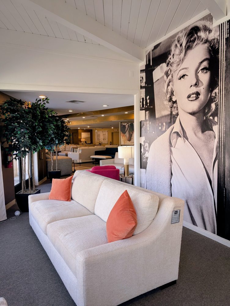 MJ CUSTOM FURNITURE INC