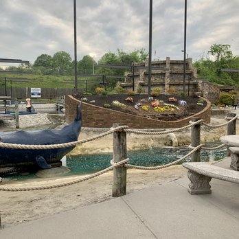 Farragut Golf and Games - Mini Golf Near Me - Knoxville, Tennessee