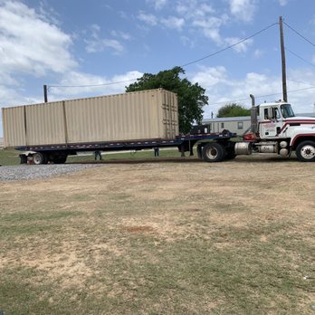 North Texas Storage Containers & Trailers - Arriving at Destination at Lake Arrowhead - Trailer Rental Near Me - Iowa Park, Texas North Texas Storage Containers & Trailers - Arriving at Destination at Lake Arrowhead - Trailer Rental Near Me - Iowa Park, Texas