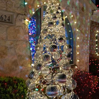 The Gift of Light - Holiday Decorating Services Near Me - McKinney, Texas The Gift of Light - Holiday Decorating Services Near Me - McKinney, Texas