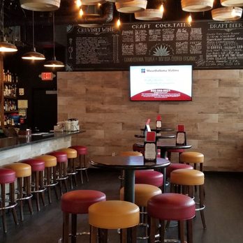 Agave & Vine - Cocktail Bars Near Me - Honolulu, Hawaii