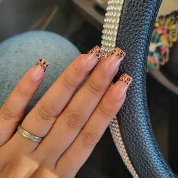 Elsa' Nail Spa & Lashes - Highly recommend Elsa nails - Nail Salons Near Me - Bakersfield, California