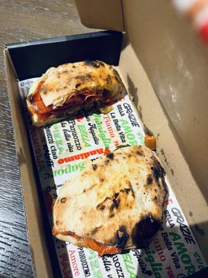 Crudo Pizza & Panuozzo by null