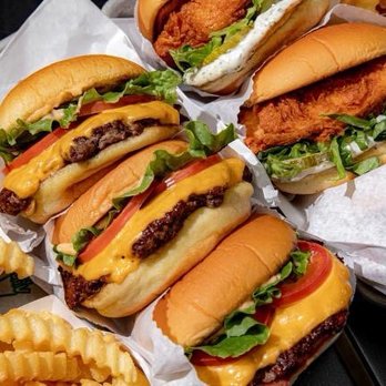Shake Shack Beverly Hills - Burgers Near Me - Beverly Hills, California