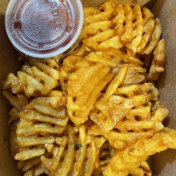 Brewski's - Waffle Fries - Bars Near Me - Bronx, New York