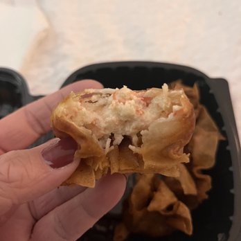 Soi Bistro - Wontons - flaky thin shell filled with delicious crab. So good. - Sushi Bars Near Me - Fort Walton Beach, Florida Soi Bistro - Wontons - flaky thin shell filled with delicious crab. So good. - Sushi Bars Near Me - Fort Walton Beach, Florida