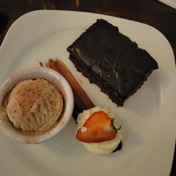 The Irish House Party - Chocolate brownie with irish liquor ice cream - Irish Near Me - Dublin, D