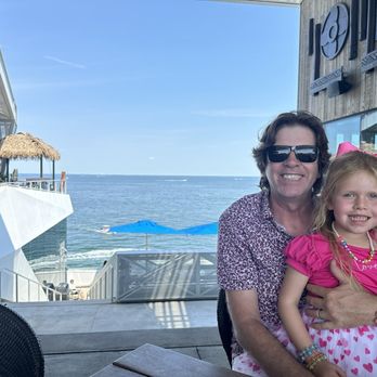 Pier Teaki - Beautiful Florida day. We live in paradise! - Tiki Bars Near Me - St. Petersburg, Florida Pier Teaki - Beautiful Florida day. We live in paradise! - Tiki Bars Near Me - St. Petersburg, Florida