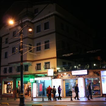 Boutique Saint Sophia - The hotel viewed from the top street. - Hotels Near Me - Istanbul, 34