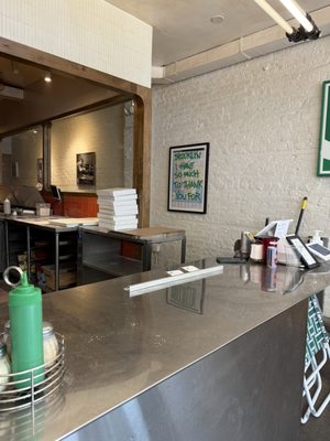 Fini Pizza by null