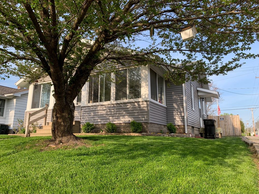 HOOSIER SIDING & WINDOWS Updated June 2024 30471 Old US 33, Elkhart