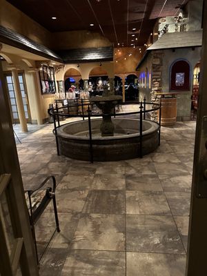 Lino's by null