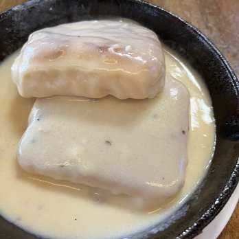 Jojo's - Biscuit and gravy. The gravy was bland. Even with a shake of pepper it just wasn't a good choice. - Diners Near Me - Omaha, Nebraska Jojo's - Biscuit and gravy. The gravy was bland. Even with a shake of pepper it just wasn't a good choice. - Diners Near Me - Omaha, Nebraska