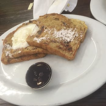 First Watch - Raisin bread French toast - Breakfast & Brunch Near Me - Clayton, Missouri