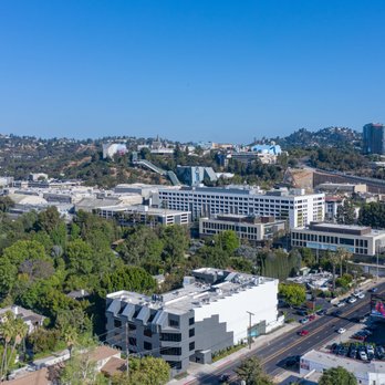 4130 Cahuenga - All major studios within minutes away - Shared Office Spaces Near Me - Toluca Lake, California 4130 Cahuenga - All major studios within minutes away - Shared Office Spaces Near Me - Toluca Lake, California
