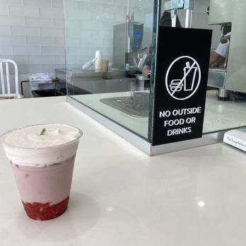 DAMO - strawberry einspanner - Coffee & Tea Near Me - Los Angeles, California DAMO - strawberry einspanner - Coffee & Tea Near Me - Los Angeles, California