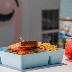 The Hiatus Clearwater Beach, Curio Collection by Hilton - Restaurant
