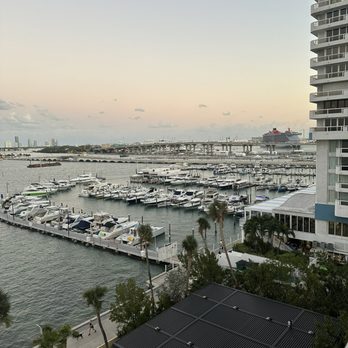 Klaw Miami - View - Steakhouses Near Me - Miami, Florida