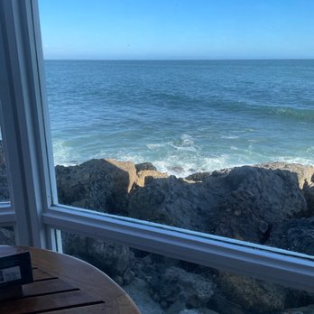 Duke's Malibu - Ocean view outside. - New American Near Me - Malibu, California