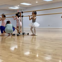 Studio en Avant - Academy of Dance