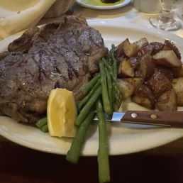 Fettine di Carne (thin New York strip steak) Fettine di Carne (thin New York strip steak)