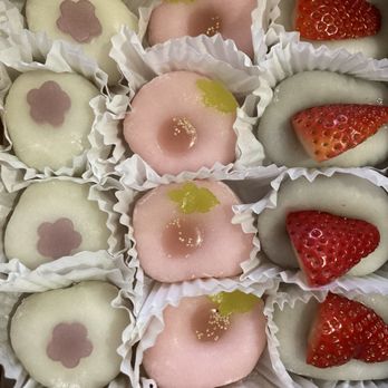 Fugetsu-Do - Candy Stores Near Me - Los Angeles, California Fugetsu-Do - Candy Stores Near Me - Los Angeles, California