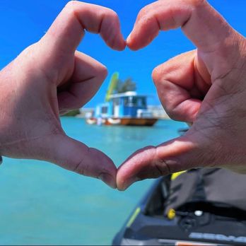 The Taco Box - two hands making a heart shape - Food Trucks Near Me