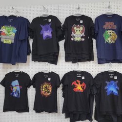Worlds Best Comic and Collectibles - Graphic T-Selection (November 2022)