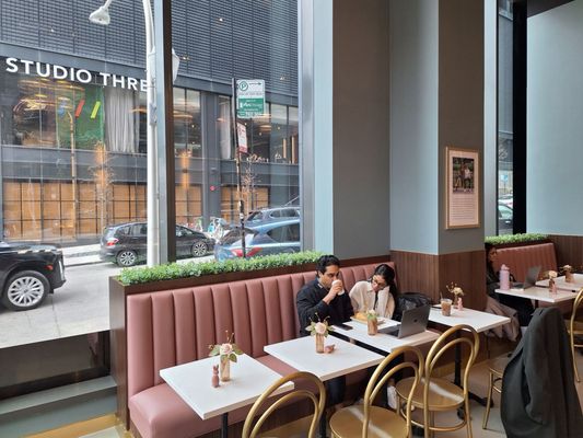 Café Crèmerie Fulton Market by null