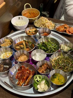 Soosanghan BBQ 수상한꽃돼지 l Korean BBQ by null