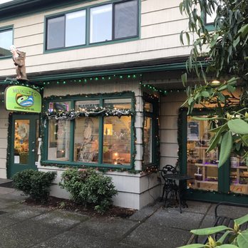 Mukilteo Chocolate Company - Outside of this adorable chocolate shop - Desserts Near Me - Mukilteo, Washington Mukilteo Chocolate Company - Outside of this adorable chocolate shop - Desserts Near Me - Mukilteo, Washington