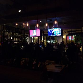 Kitchen 86 - Bars Near Me - Palm Desert, California