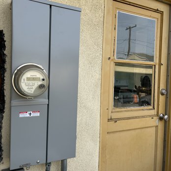 JP Electrical Solutions - Electricians Near Me - Huntington Beach, California JP Electrical Solutions - Electricians Near Me - Huntington Beach, California