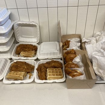 Ali's Chicken & Waffles - Chicken Waffles & Home Chicken Sandwich - Soul Food Near Me - San Diego, California Ali's Chicken & Waffles - Chicken Waffles & Home Chicken Sandwich - Soul Food Near Me - San Diego, California