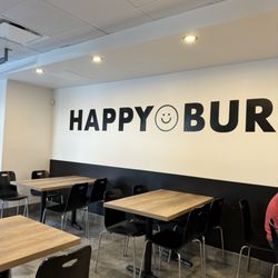 Happy Burger - Inside