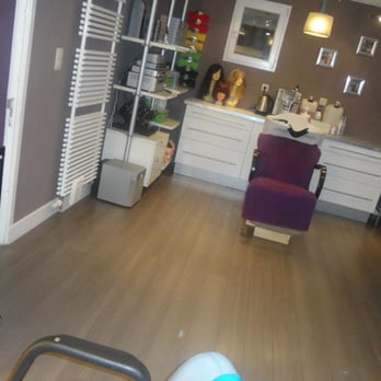 Dana's Underground Styles - Dana underground style - Hair Salons Near Me - Deurne, VAN