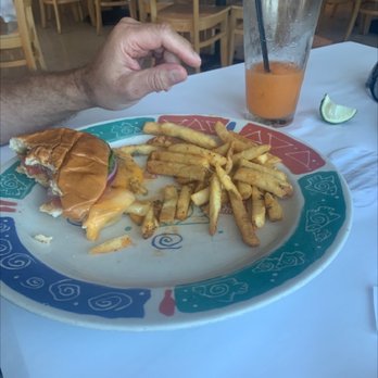 Mango's - Chicken sandwich - Caribbean Near Me - Bethany Beach, Delaware Mango's - Chicken sandwich - Caribbean Near Me - Bethany Beach, Delaware