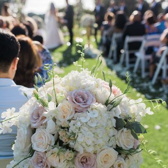 Ebenzer Flower Design - Wedding flowers! - Florists Near Me - Los Angeles, California