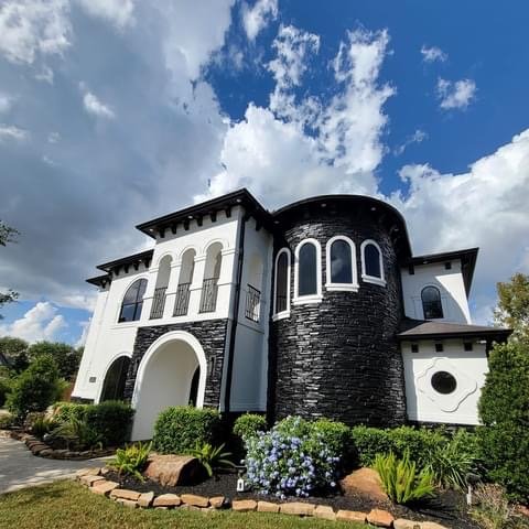 Slide of Qualified Best Remodeling And Construction