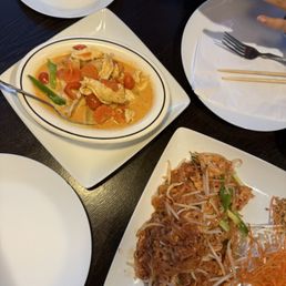 Pad Thai, Pineapple Curry Pad Thai, Pineapple Curry